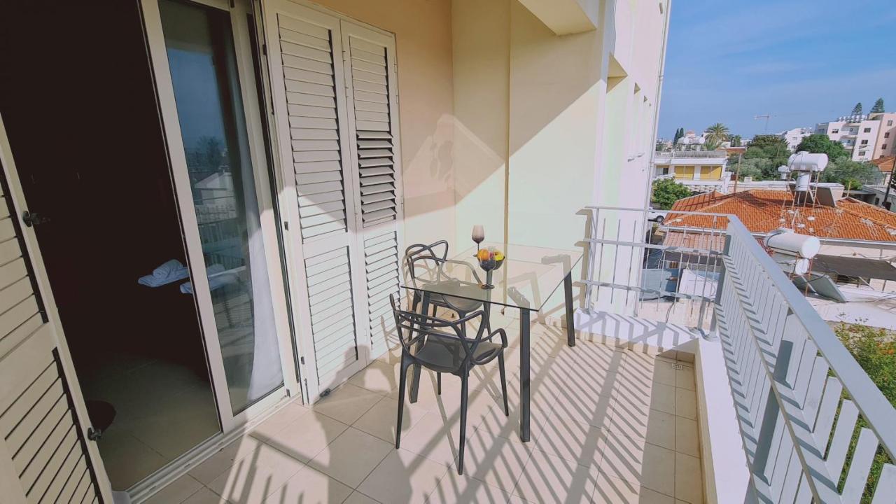 Apartment Beyond Studio Paphos