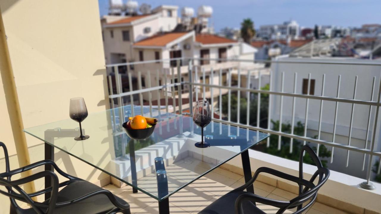 Apartment Beyond Studio Paphos